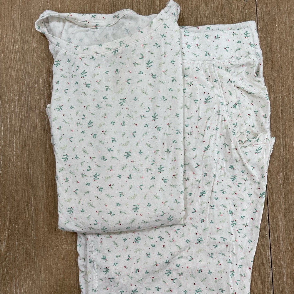 Plain Jane holiday joggers women size large